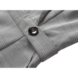 ĐẦM ĐUÔI CÁ CỔ VEST