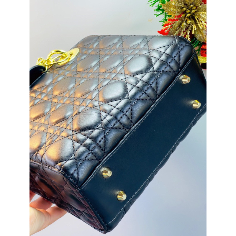 Túi QCDi_or 2 quai xách tay đeo chéo size 20 fullbox