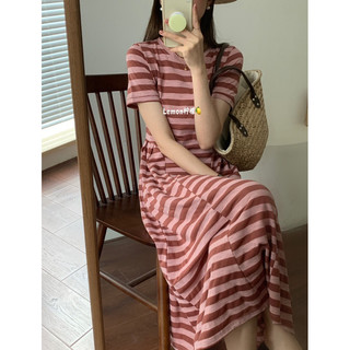 Váy thun kẻ hồng dúm sườn