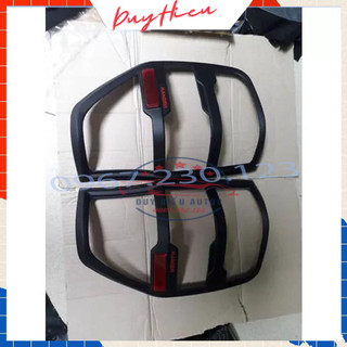 Ốp viền đèn hậu Ranger - DH2
