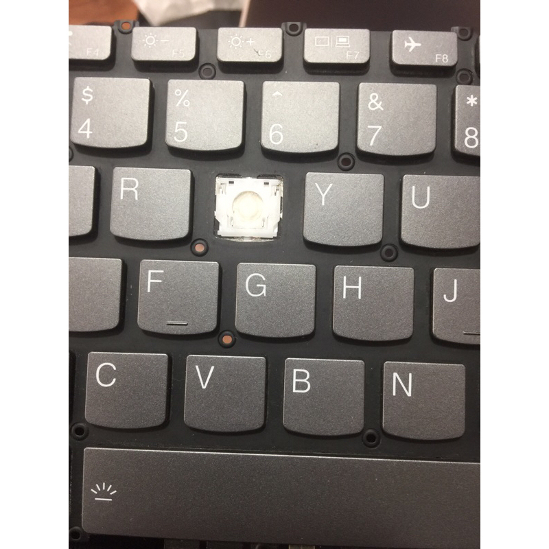 Thay nút phím + xương laptop lenovo idepad 5