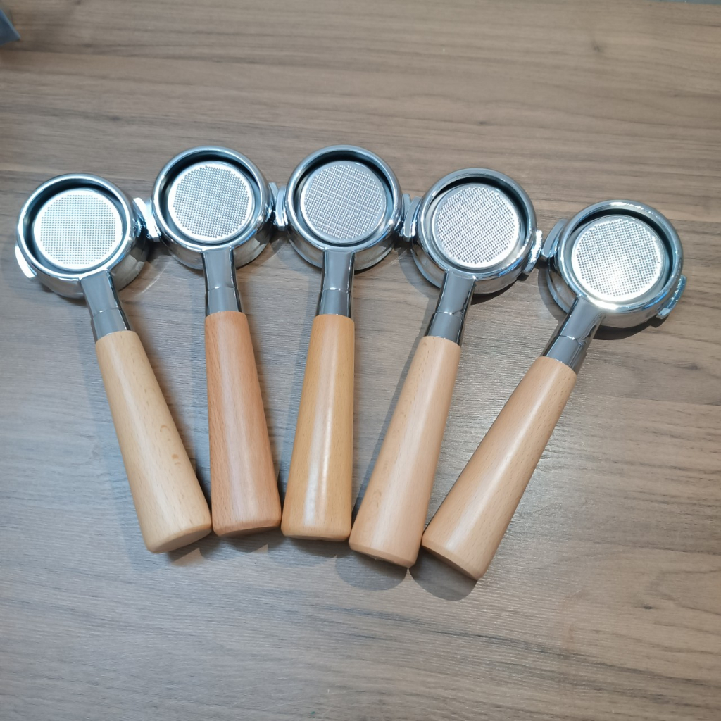 Tay pha không đáy kích thước 51mm - 58mm, tay cầm máy pha cà phê không đáy inox, cán gỗ