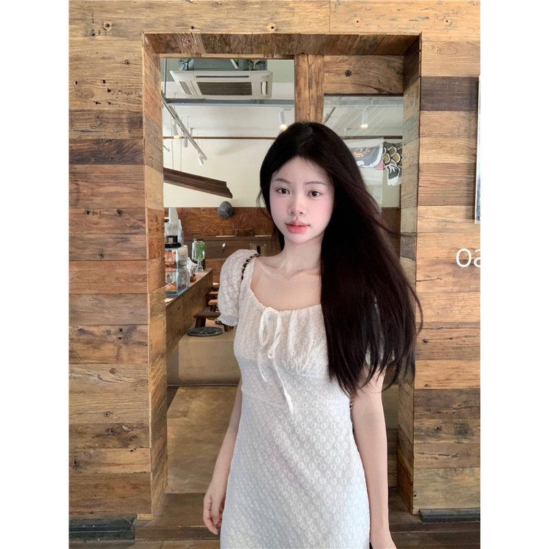 Váy đầm trắng tay bồng ôm eo dáng ngắn phối ren mùa hè, tiểu thư chụp kỷ yếu, váy sinh nhật Churri Taobao Order