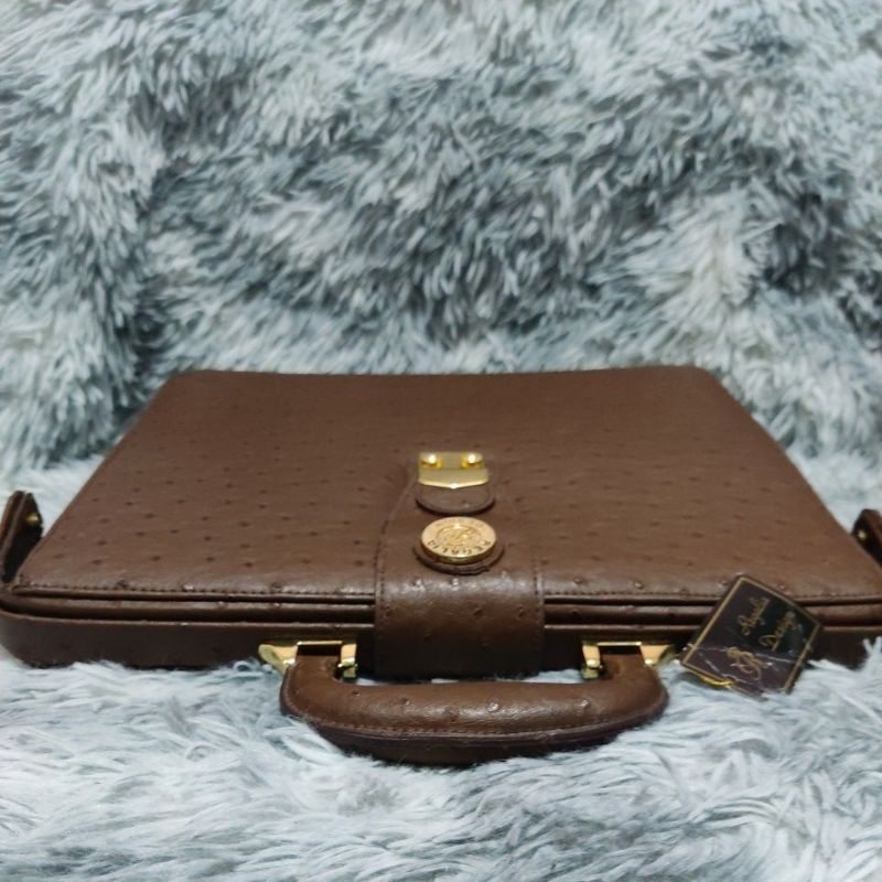 Túi M75 si hiệu tuyển Nhật da bò dập vân đà điểu dáng doctor 33cmx27cmx5cm