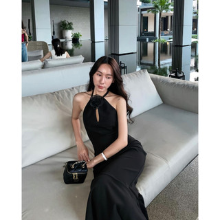 [ẢNH THẬT] Váy đầm đuôi cá cổ yếm khoét lưng kèm hoa voan kính đinh váy - by SGGz