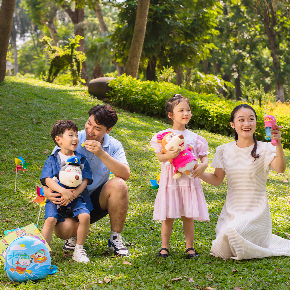 Gấu Bông Lucy Cute Cho Bé Gái - Chính Hãng Thương Hiệu Wolfoo