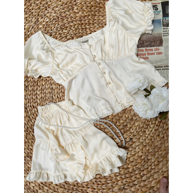 Set lụa ngắn mặc nhà áo trễ vai, quần dáng váy dễ thương