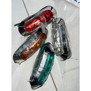 1 cái đèn sáng ô tô chạy 12v 24v nhiều màu