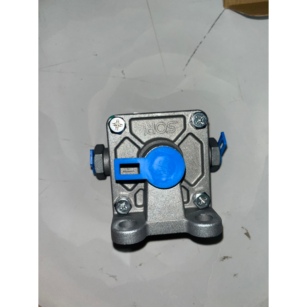 Van xả nhanh xe ô tô 3.5 đến 6 tấn lỗ 2 bên 10.5 lỗ trên 14