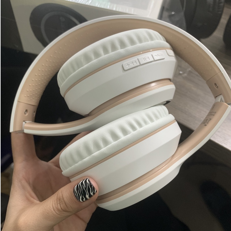 Tai nghe chụp tai headphone bluetooth không dây Devia Kingtons có mic, chống ồn nghe nhạc liên tục 18h hàng chính hãng