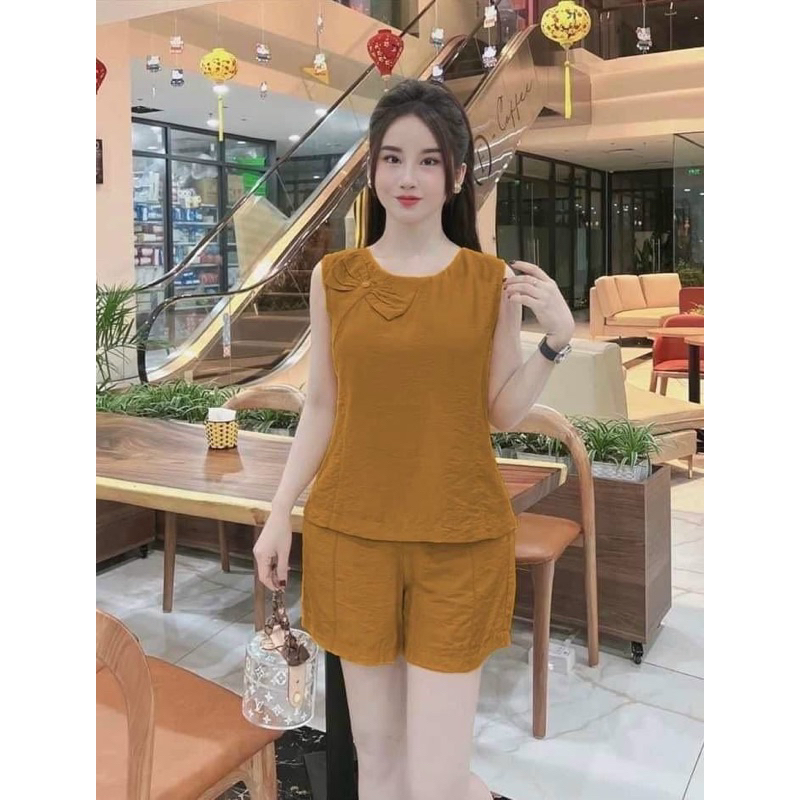 Đồ Bộ Nữ Bộ đũi  tơ sát nách cổ tròn có nơ  siêu xinh và sang lắm ạ  mặc thoáng mát ko nhăn ko nhằu  mát cho mùa hè này