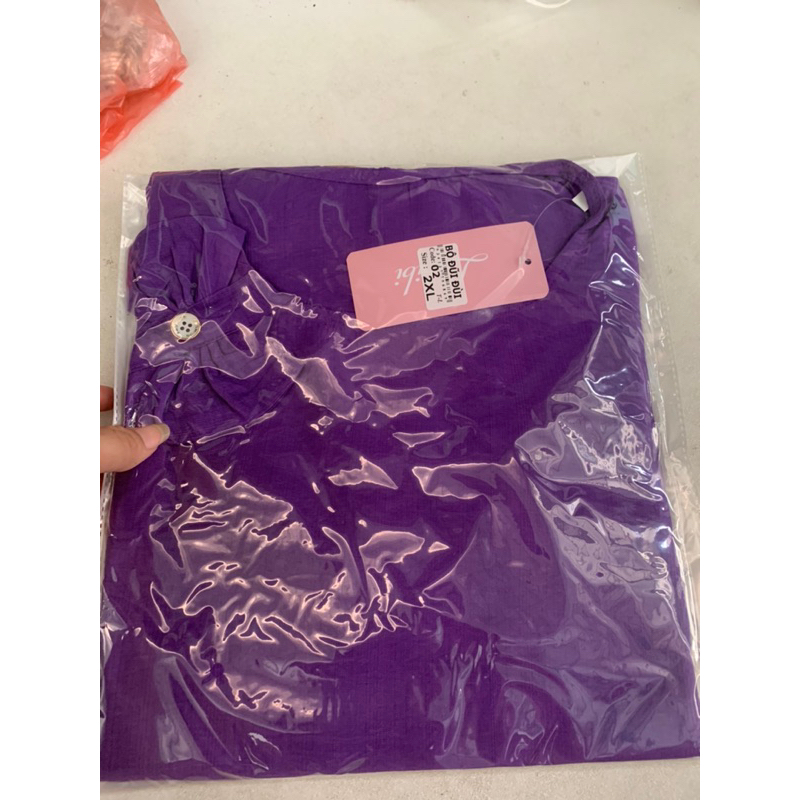 Đồ Bộ Nữ Bộ đũi  tơ sát nách cổ tròn có nơ  siêu xinh và sang lắm ạ  mặc thoáng mát ko nhăn ko nhằu  mát cho mùa hè này