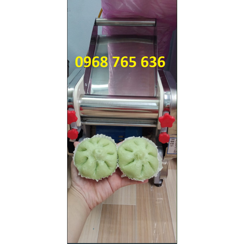 Máy cán bột mì làm đế pizza Fkm240 (Trục cán 24cm), Máy làm bánh bao, há cảo, sủi cảo chạy điện