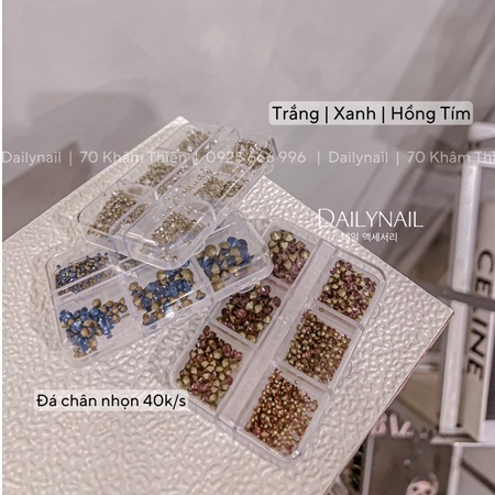 Khay đá chân nhọn mix size trắng