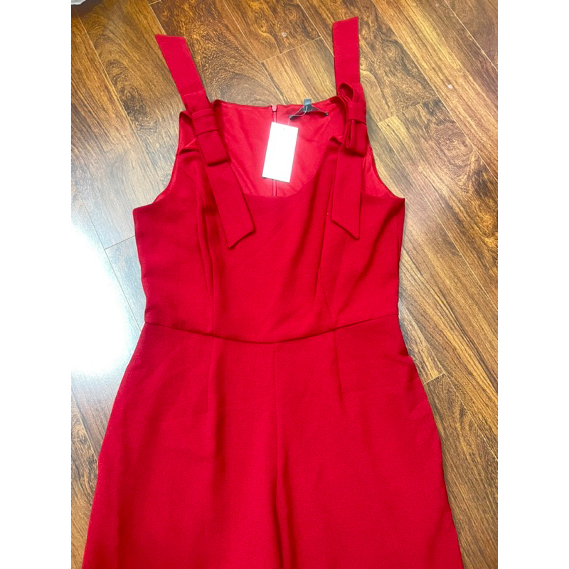 Jumpsuit đỏ nơ vai Julia Jordan size 8