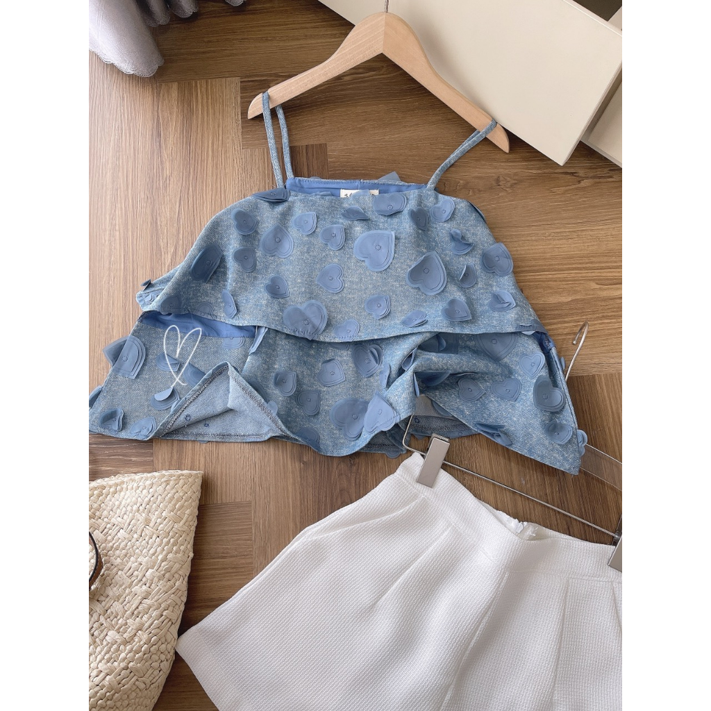 SET ÁO BBD TẦNG XANH ĐÁ ĐÍNH TRÁI TIM 2 DÂY + QUẦN SHORT TRẮNG