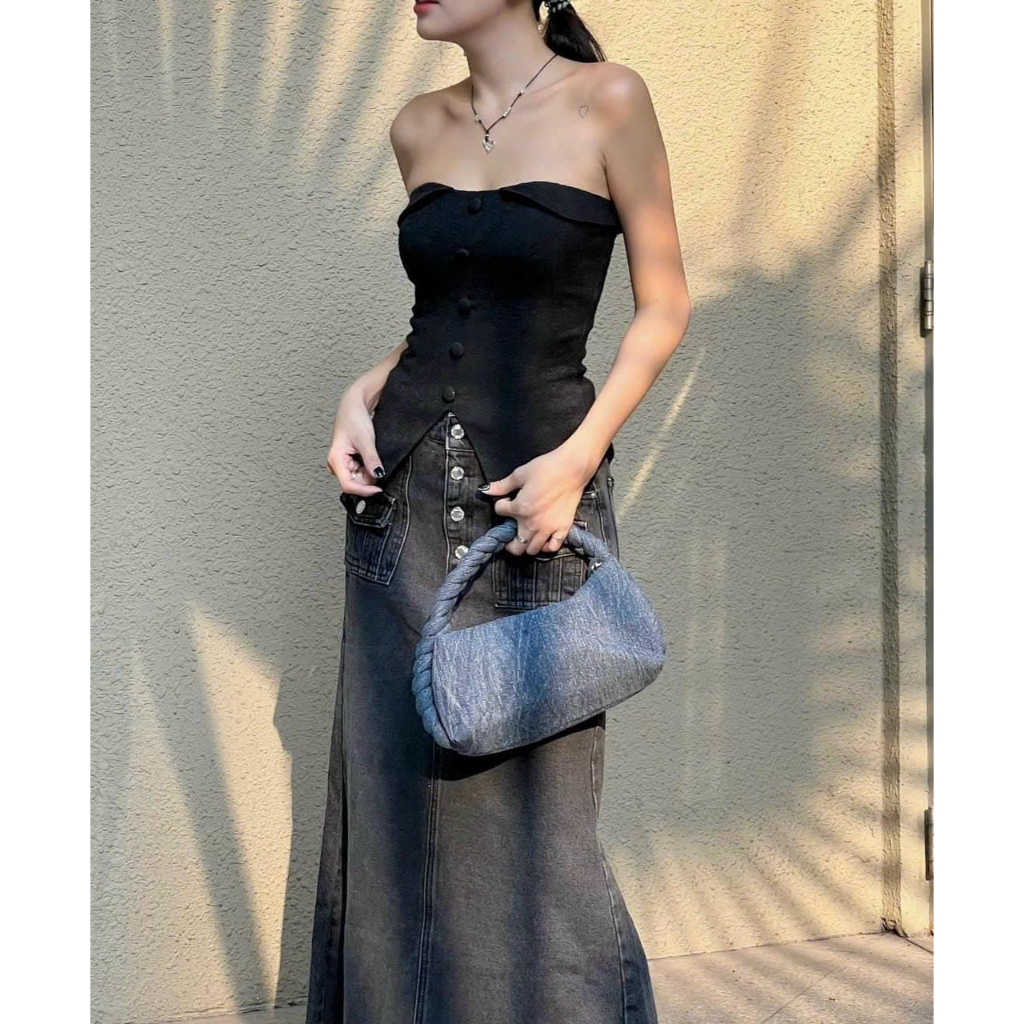 Áo gấm cúp ngực bộc nút