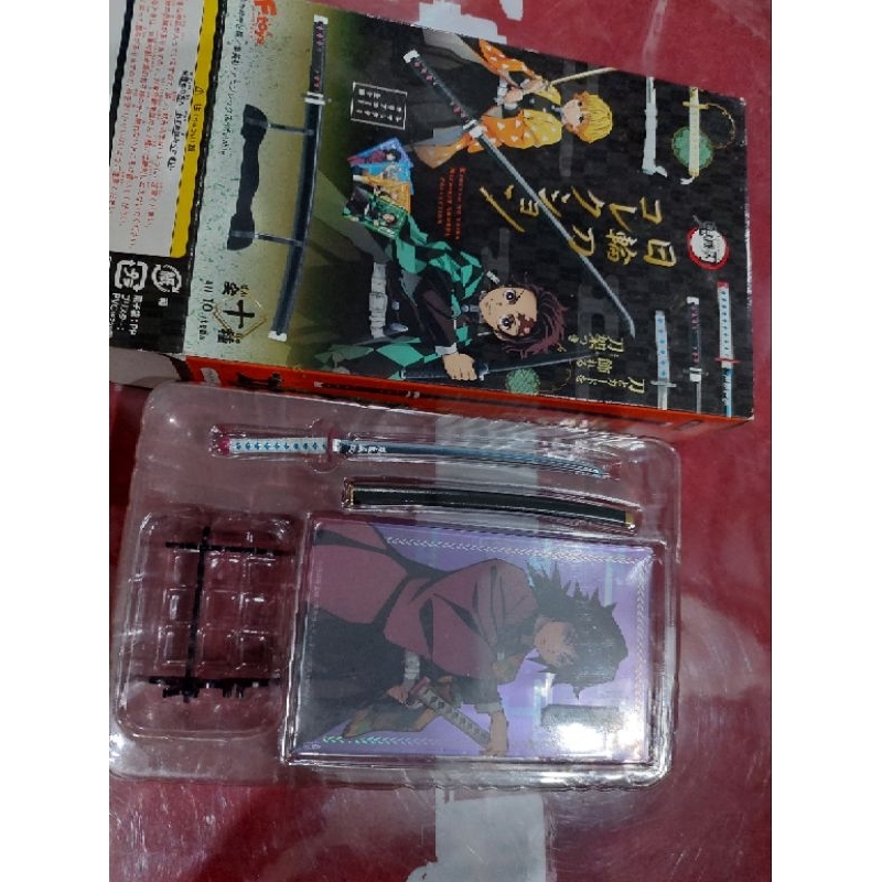Card và kiếm mô hình nhân vật Kimetsu no Yaiba
