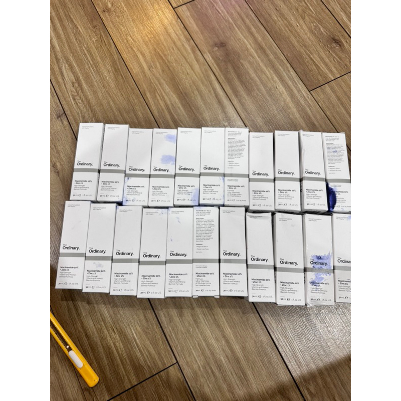 Thanh lý Niacinamide 10%, Salicylic Acid 2% vỏ móp, lem mực