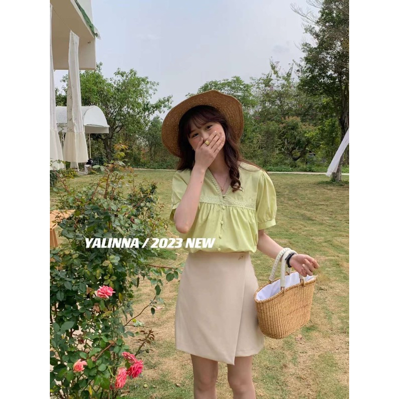 Áo sơ mi thô cổ V