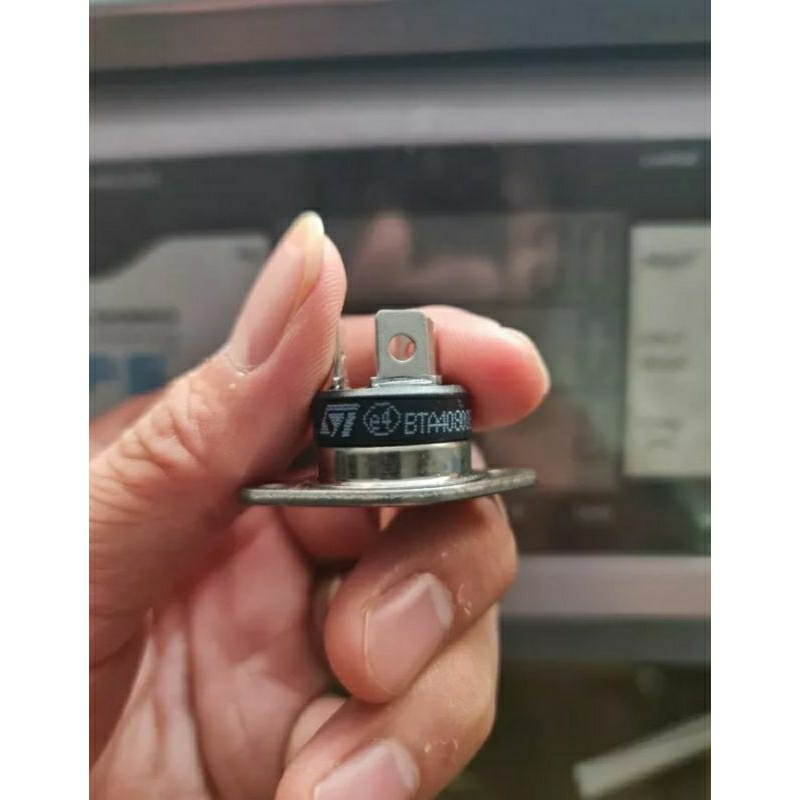 Triac BTA40-800  vỏ sắt, hàng xịn.