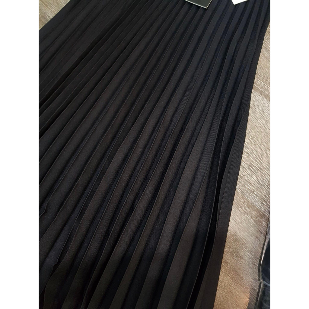 Chân váy midi Vero xếp ly dáng dài xòe quạt vải cao cấp mềm không nhăn  chiều dài 80cm