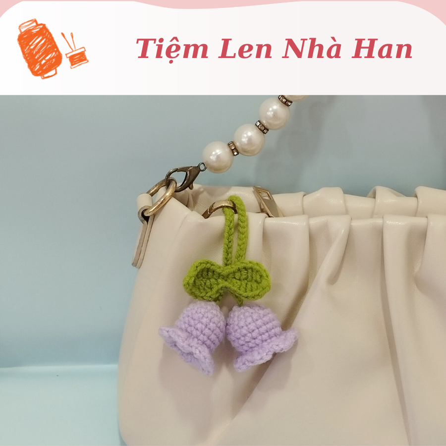 Móc khóa Dâu tây và Hoa Handmade bằng len