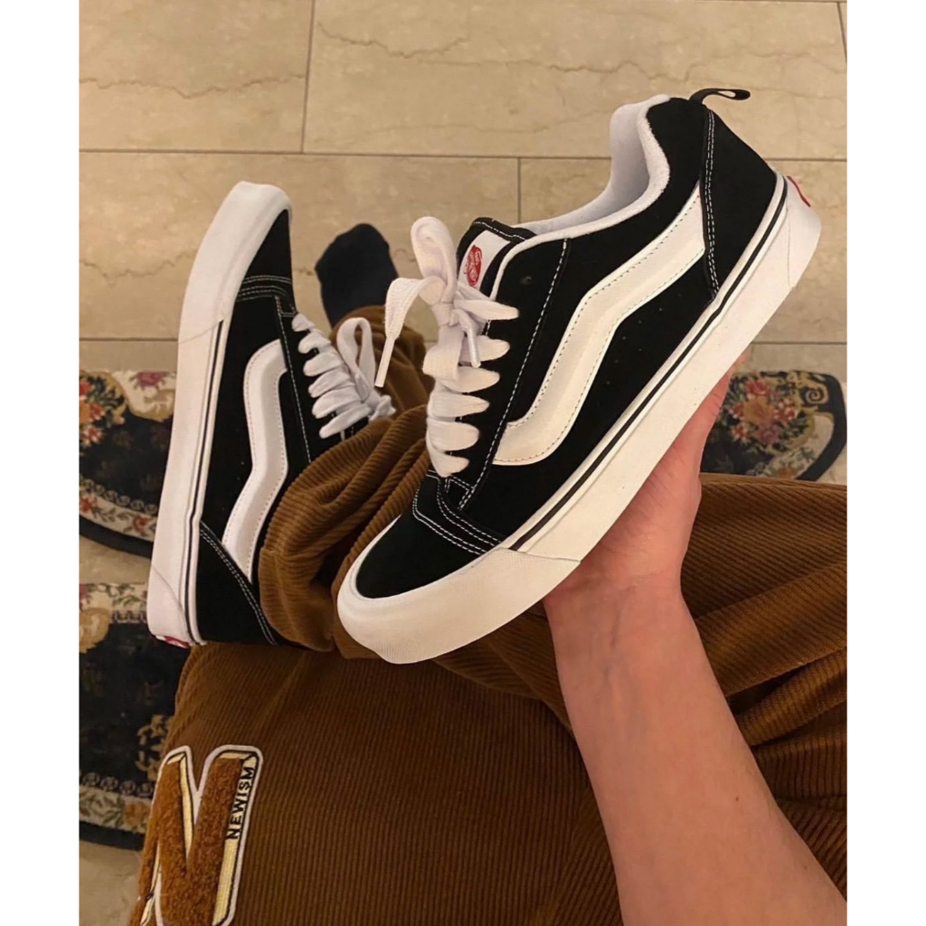Giày Sneaker Vans Knu Skool Shoes True White Black VN0009QC6BT màu Trắng Đen | PiuPiu Authentic