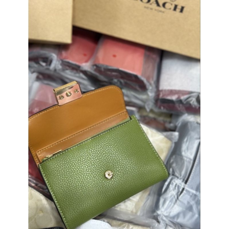 VÍ COACH MEDIUM GRACE