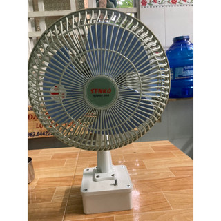 Quạt  b2 diy tích điện