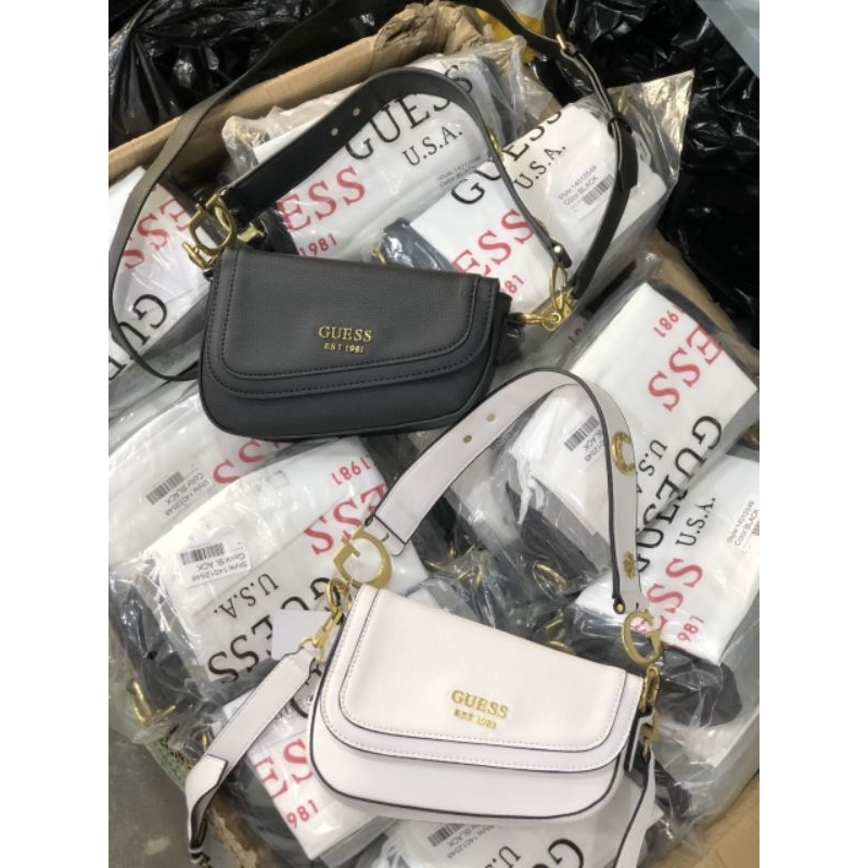 TÚA GUESS DREAM FLAP YÊN NGỰA