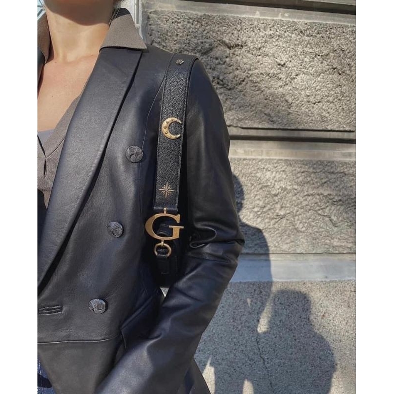 TÚA GUESS DREAM FLAP YÊN NGỰA