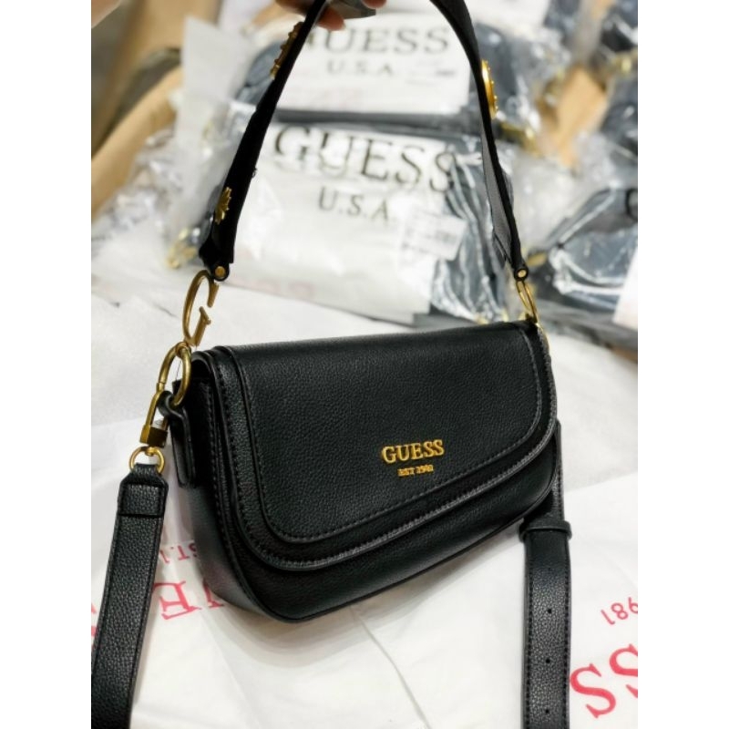 TÚA GUESS DREAM FLAP YÊN NGỰA