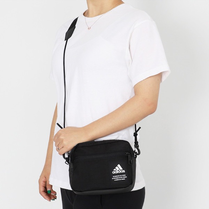 Túi chéo nữ Adidas Stripes hàng Onweb xuất Sing
