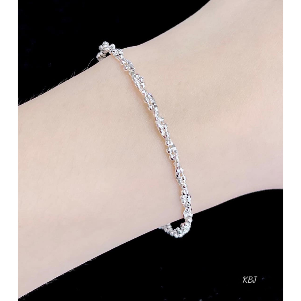 Vòng tay xoắn bạc ta