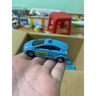 Xe mô hình tomica toyota aqua