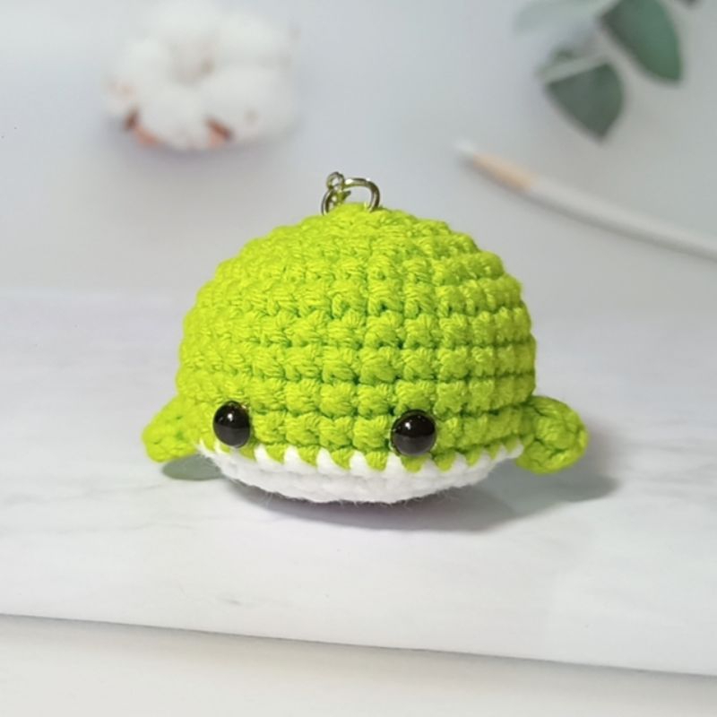 Móc khoá Cá voi bằng len handmade