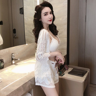 [HOT NEW 2023]-25-Set bikini ren đi biển 3 món(áo choàng zic zắc-áo 2 dây có đệm mút-quần sóc dây đỏ)