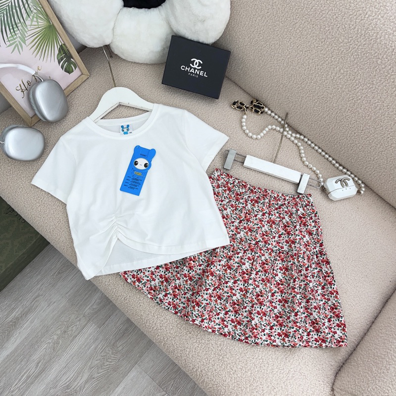 Set chân váy hoa kèm áo phông trơn phong cách Hàn Quốc cho bé gái mùa hè  - Mã 5