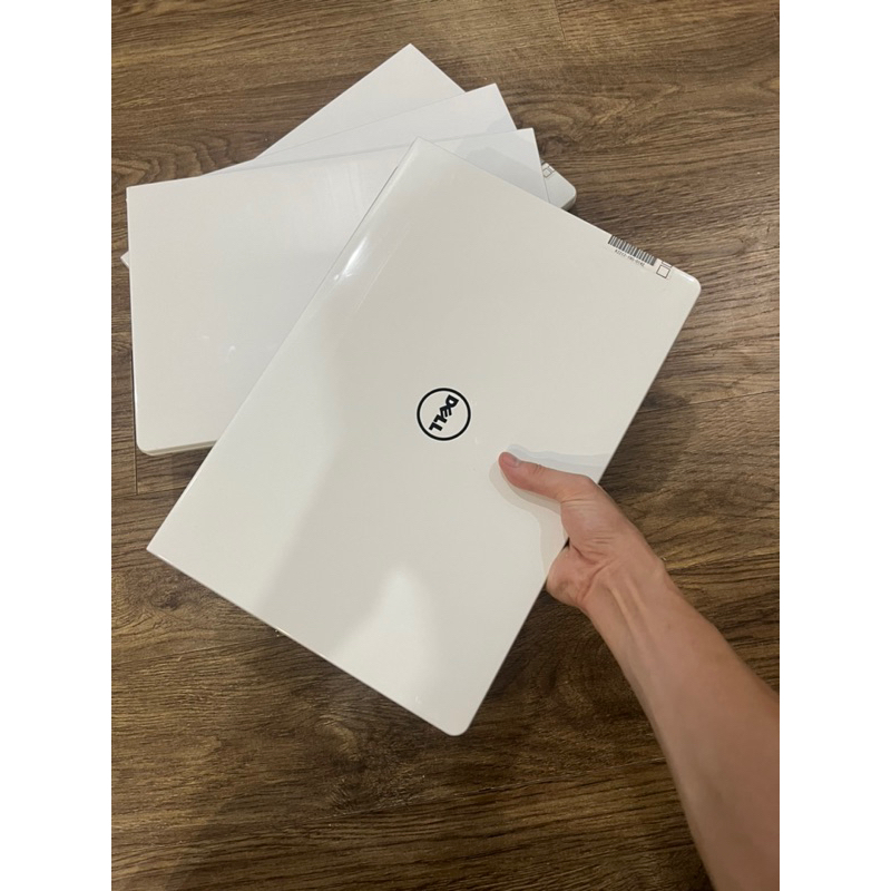 Laptop Cũ Rẻ Dell Core i7 Ram 8Gb/Ổ SSD 128G+256G/Màn To  Màu Trắng đẹp lung linh / Chạy 24/24 99% Phím led