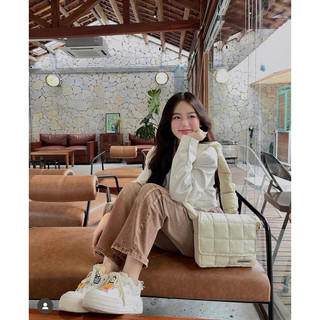 𝐂𝐮𝐧𝐱𝐢𝐧𝐡𝐒𝐭𝐮𝐝𝐢𝐨🎊 [Sẵn size 38] Giày bánh mì ( tặng kèm Sticker như hình )