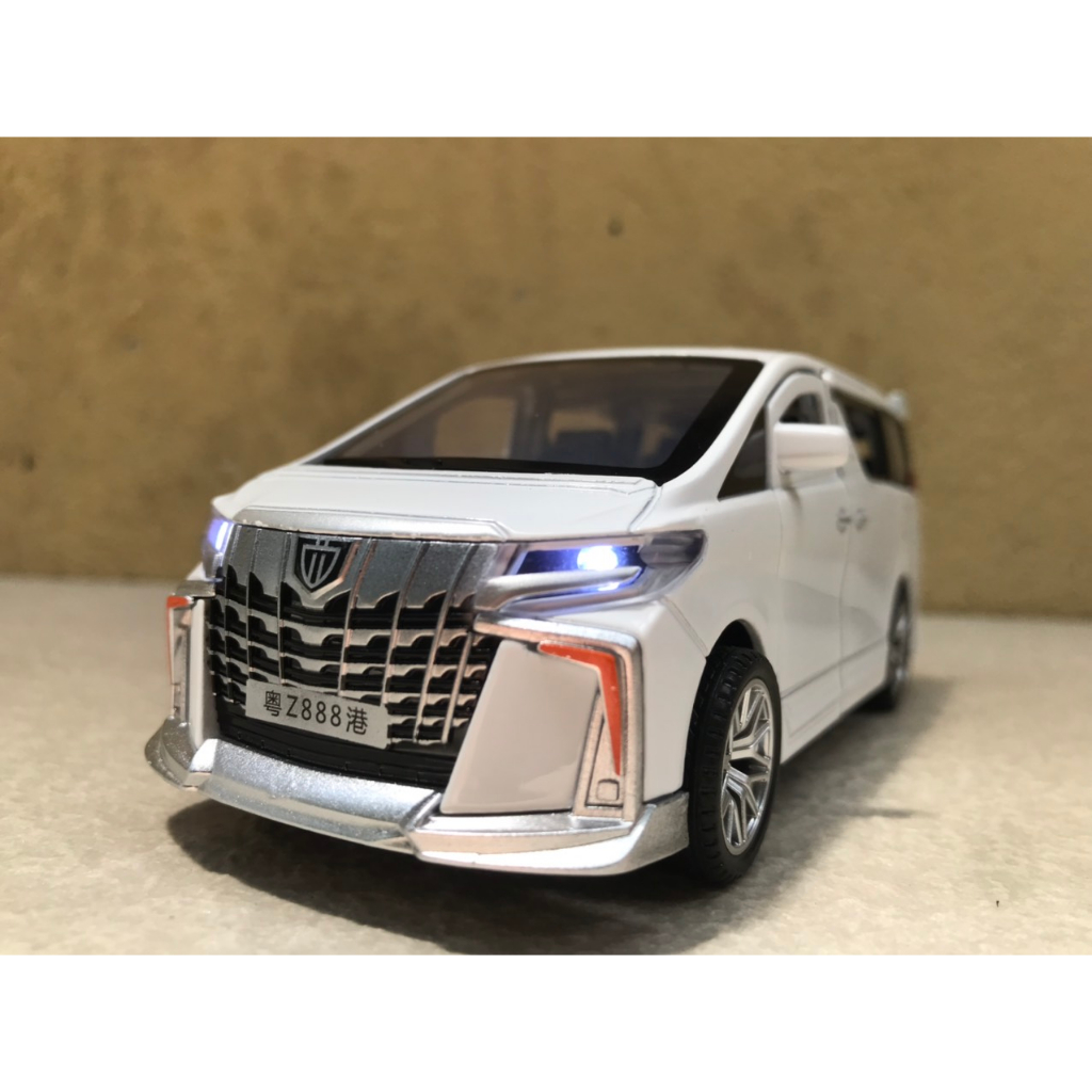 Mô hình xe ô tô TOYOTA Alphard Tỷ lệ 1:32