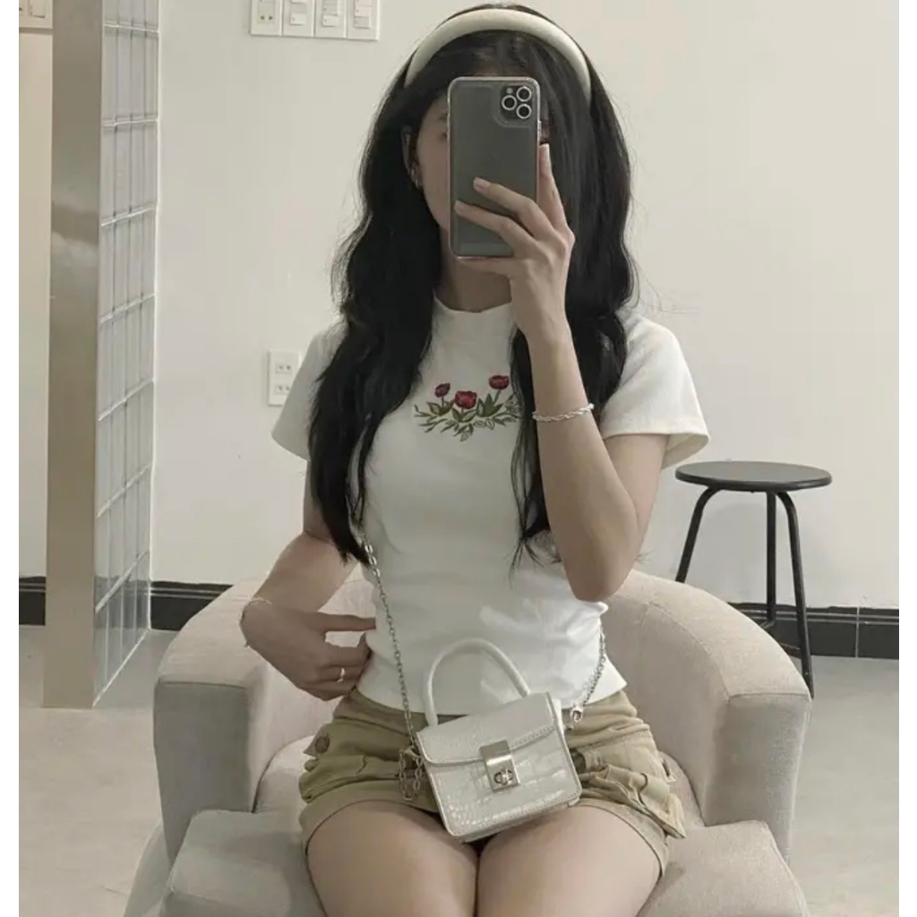 [Mã FATREND02 giảm đến 30k đơn 99k] Áo Thun Baby Tee Thêu Hoa Nữ Unisex Local Brand | BigBuy360 - bigbuy360.vn