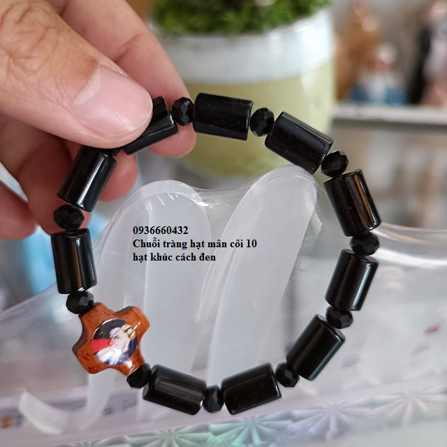 Chuỗi tràng hạt mân côi đeo tay mã não đen hạt tròn dây rút, khúc cách 10 hạt, Thánh giá đen hoặc gỗ in hình Chúa và Mẹ