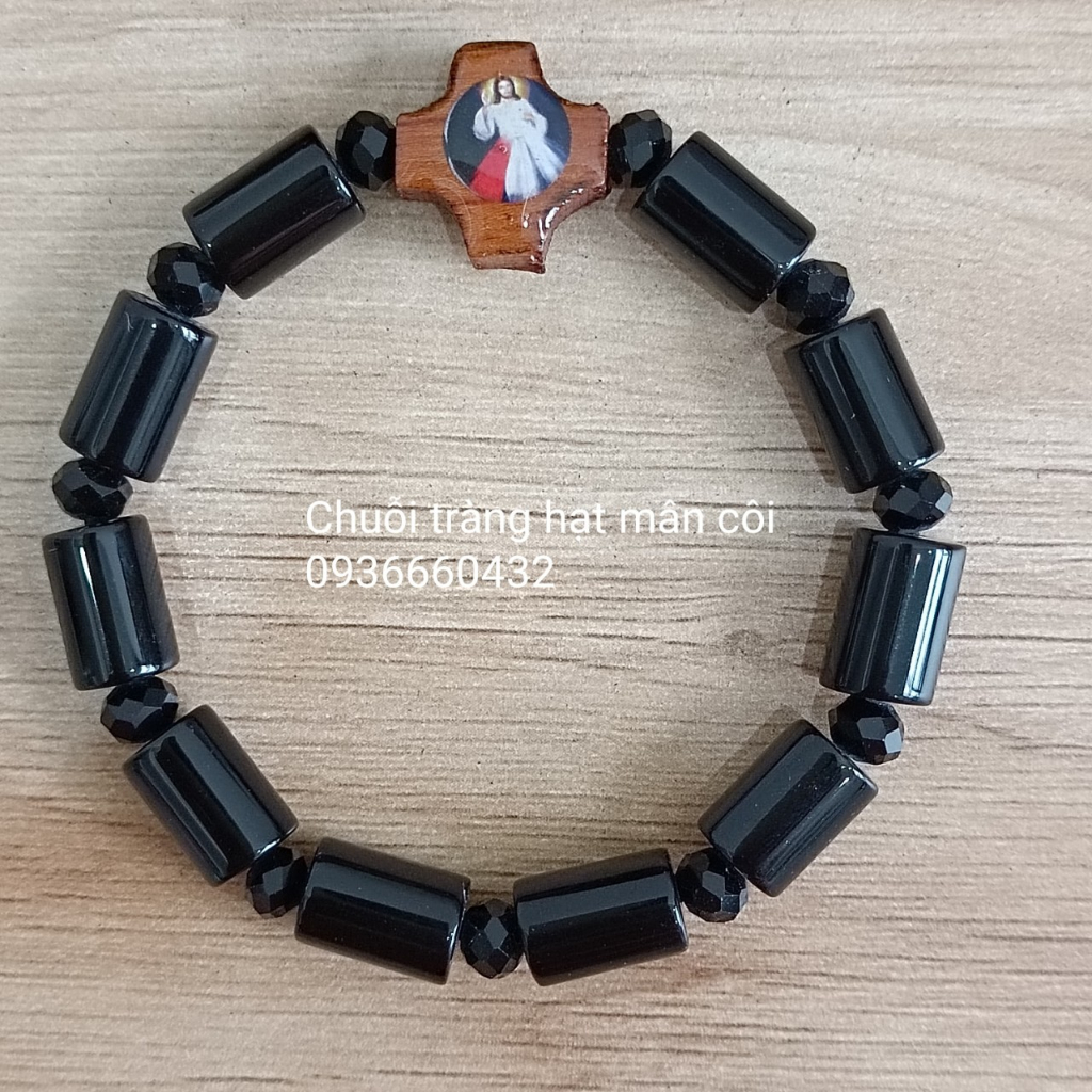Chuỗi tràng hạt mân côi đeo tay mã não đen hạt tròn dây rút, khúc cách 10 hạt, Thánh giá đen hoặc gỗ in hình Chúa và Mẹ