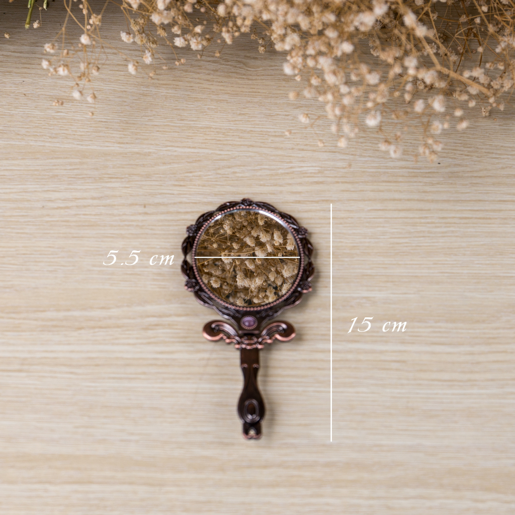 Gương  cầm tay thêu ruy băng, món quà độc lạ