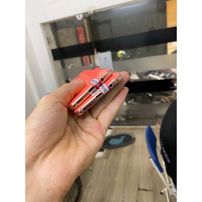 Điện thoại samsung s10e