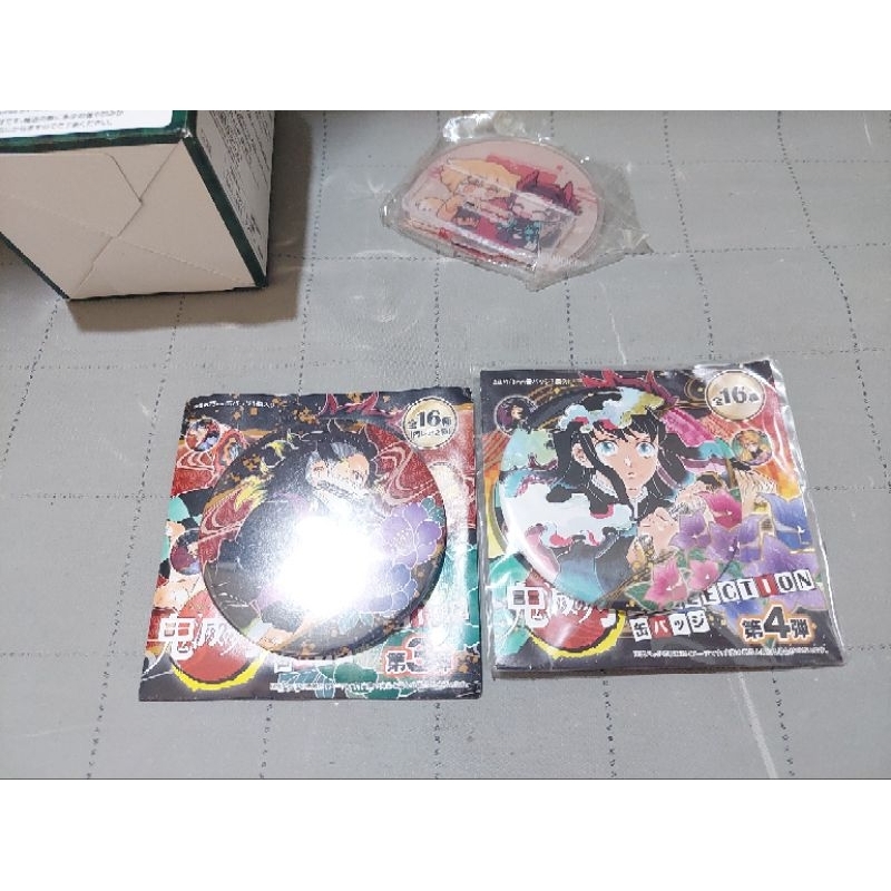 Huy hiệu 7cm Jump các nhân vật Kimetsu no Yaiba