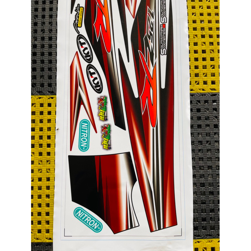 TEM ZIN YAZ 125R XE ĐỎ ĐEN