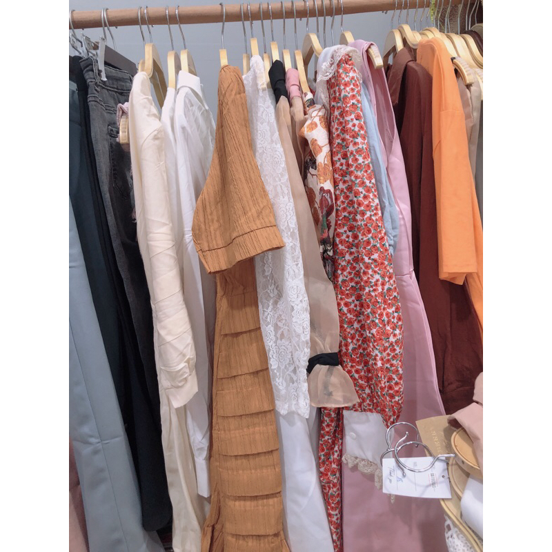 Sản phẩm sale 19k chốt và chọn mẫu trên live